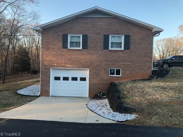 343 Johnson Ridge Road Elkin, NC 28621 - Photo 3 of 35 Gallery Image 3