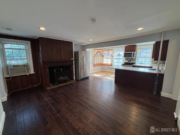 $2,900 | 155 Old Bridge Turnpike, Unit 1, East Brunswick, NJ 08816