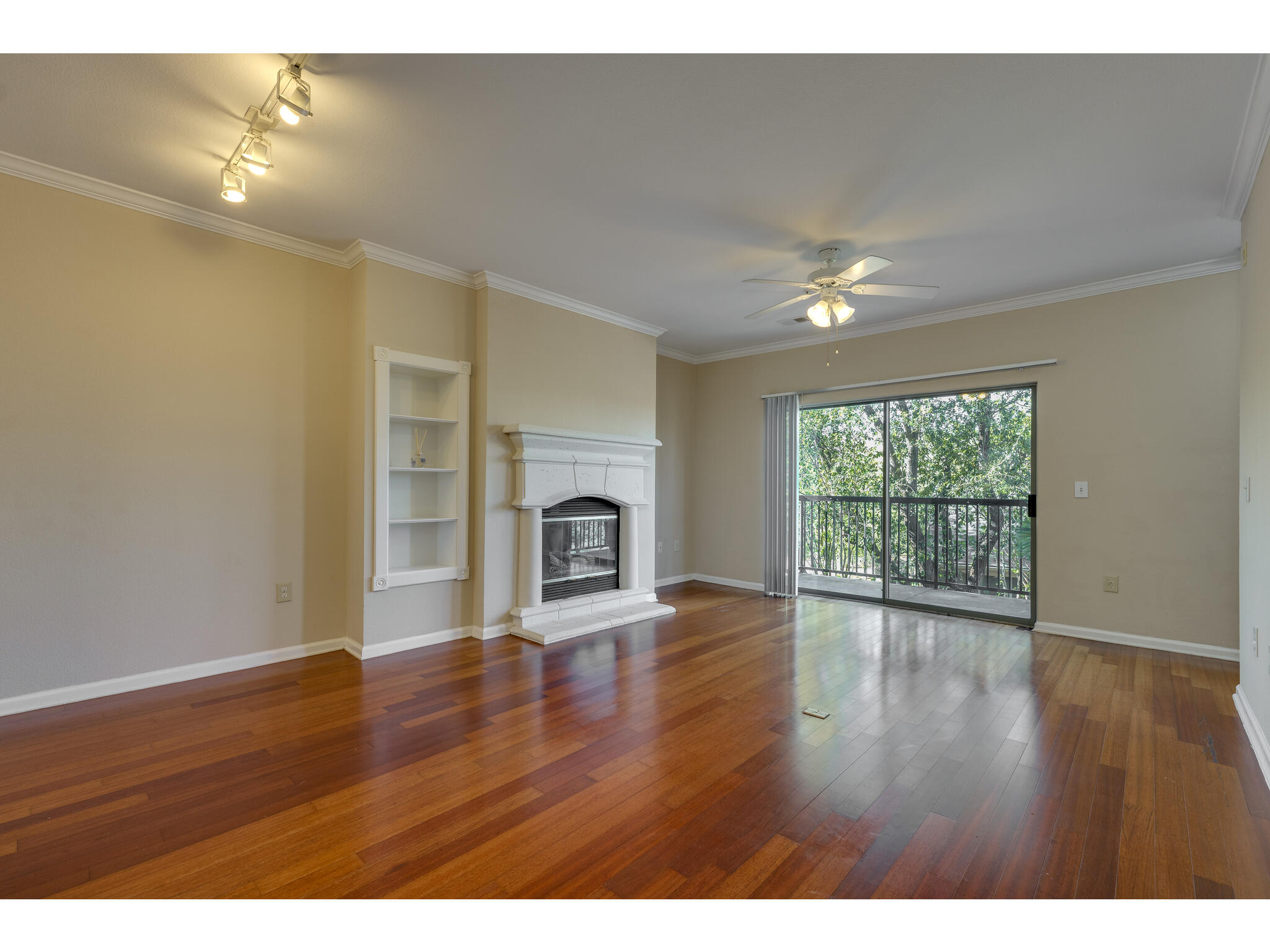 11203 Ranch Road 2222, Unit 106 Austin, TX 78732 - Photo 14 of 40 Living room - balcony view