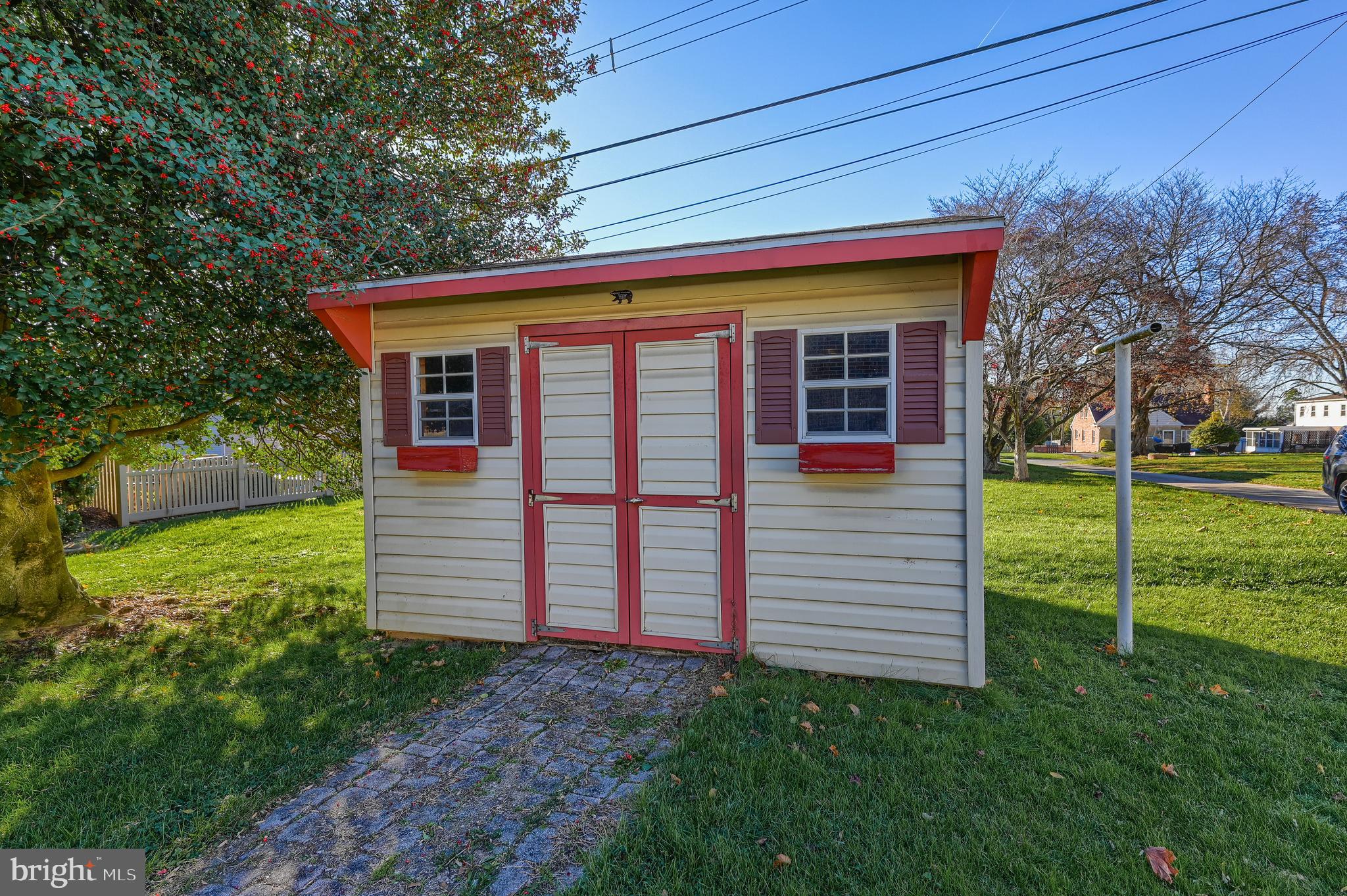 304 Lyndhurst Road York, PA 17402 - Photo 10 of 47 Gallery Image 10
