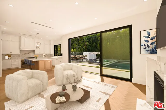 $17,995 | 4539 Longridge Avenue, Sherman Oaks, CA 91423