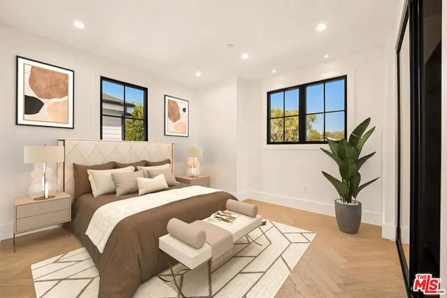 $17,995 | 4539 Longridge Avenue, Sherman Oaks, CA 91423