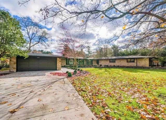 $699,000 | 220 Thackery Road, Brighton, NY 14610