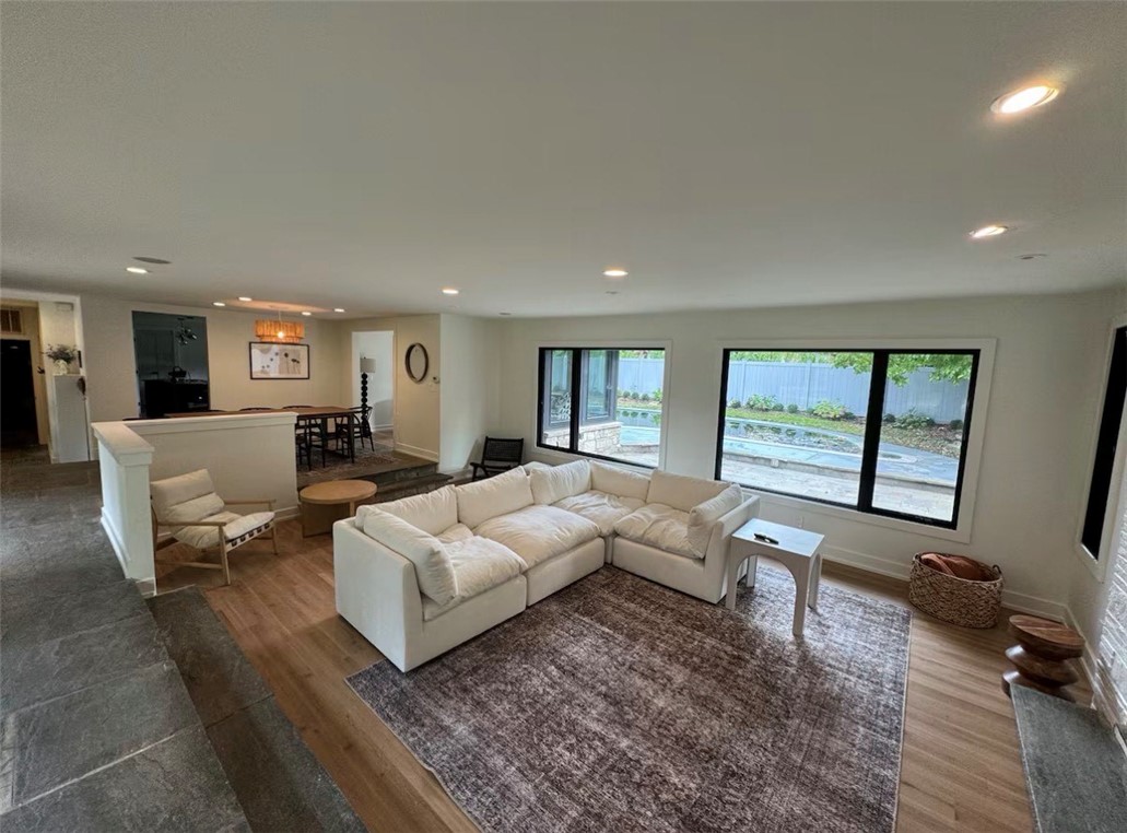 220 Thackery Road Brighton, NY 14610 - Photo 4 of 24