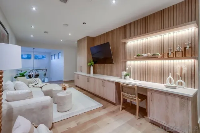 $5,500,000 | 5435 Parkview Drive, La Jolla, CA 92037