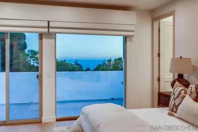 $5,500,000 | 5435 Parkview Drive, La Jolla, CA 92037