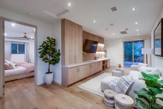 $5,500,000 | 5435 Parkview Drive, La Jolla, CA 92037