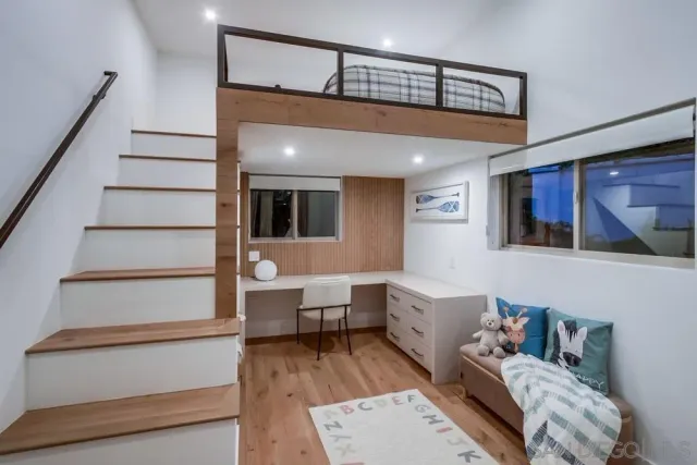 $5,500,000 | 5435 Parkview Drive, La Jolla, CA 92037