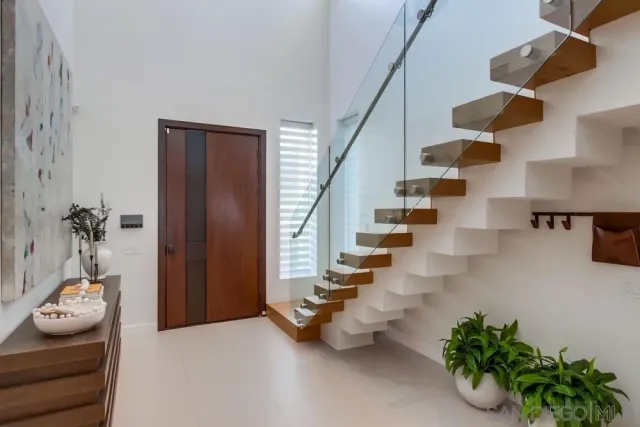 $5,500,000 | 5435 Parkview Drive, La Jolla, CA 92037