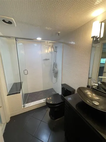 $3,975 | 374 Golfview Road, Unit 106, North Palm Beach, FL 33408