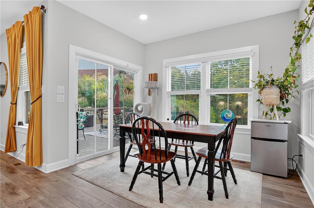 200 Juniper Way Canonsburg, PA 15317 - Photo 9 of 41 Breakfast area