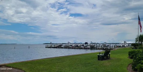 $160,000 | 2100 West Beach Drive, Unit B102, Panama City, FL 32401