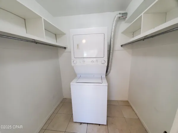 $160,000 | 2100 West Beach Drive, Unit B102, Panama City, FL 32401