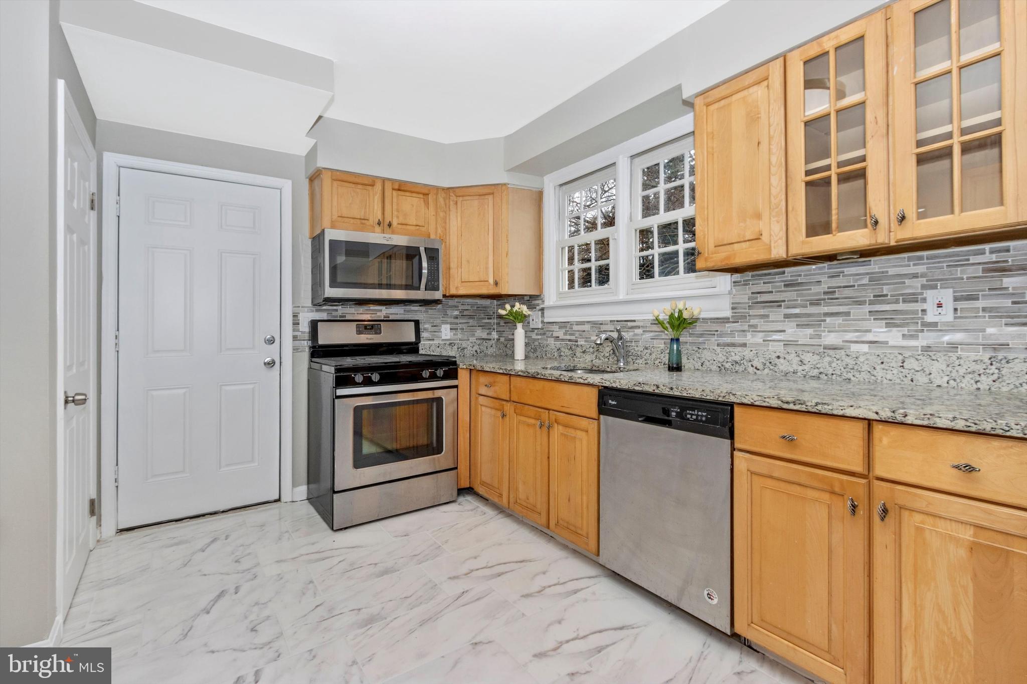 502 Madingley Road Linthicum Heights, MD 21090 - Photo 17 of 53