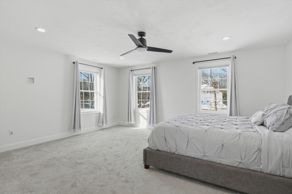 245 Salem Road Dracut, MA 01826 - Photo 16 of 41