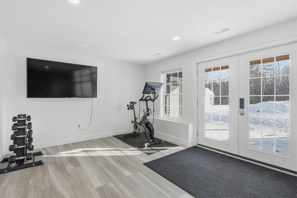 245 Salem Road Dracut, MA 01826 - Photo 30 of 41