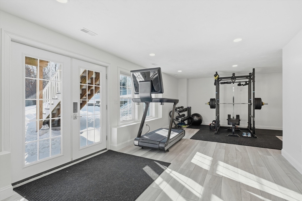 245 Salem Road Dracut, MA 01826 - Photo 31 of 41