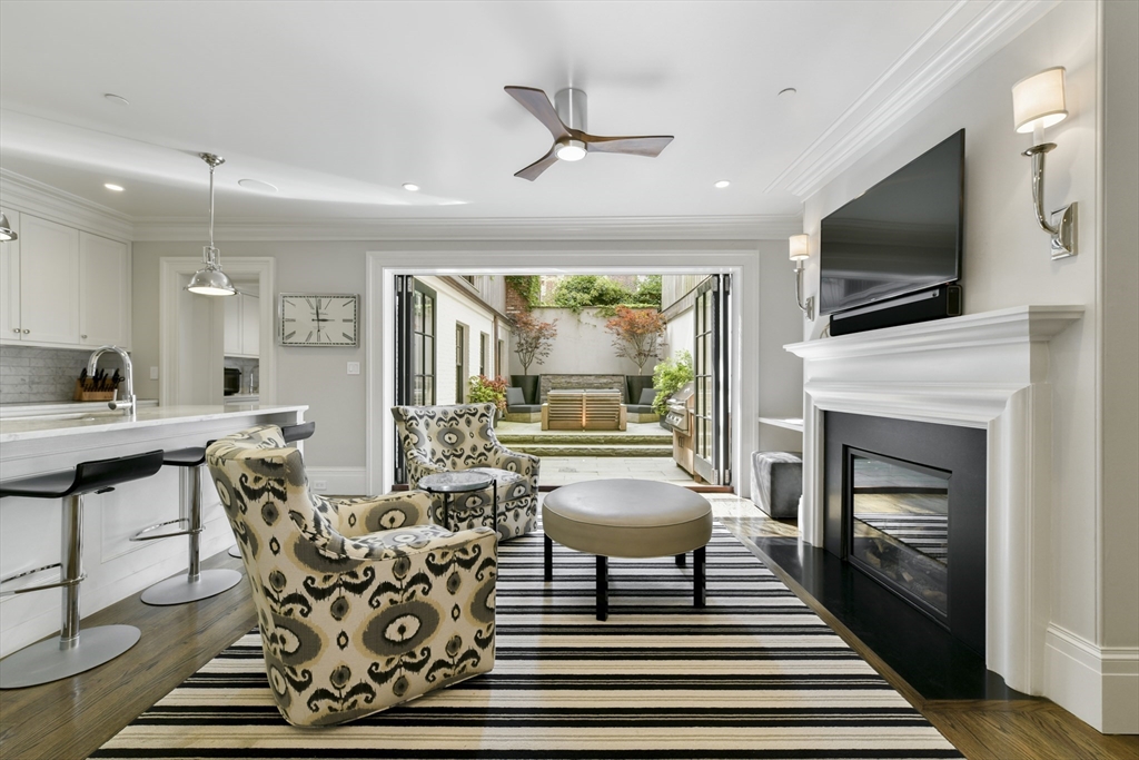 75 Hancock Street Boston, MA 02114 - Photo 12 of 27