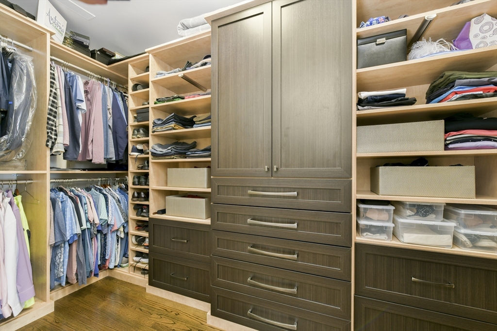 75 Hancock Street Boston, MA 02114 - Photo 18 of 27