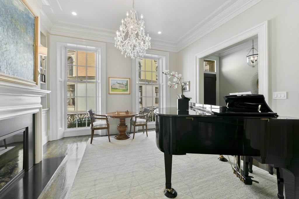 75 Hancock Street Boston, MA 02114 - Photo 3 of 27