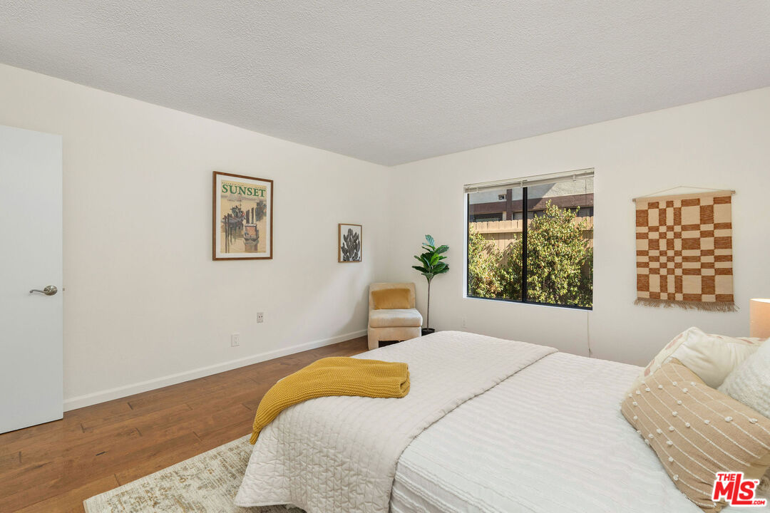 1401 Valley View Road, Unit 230 Glendale, CA 91202 - Photo 22 of 34 Gallery Image 22