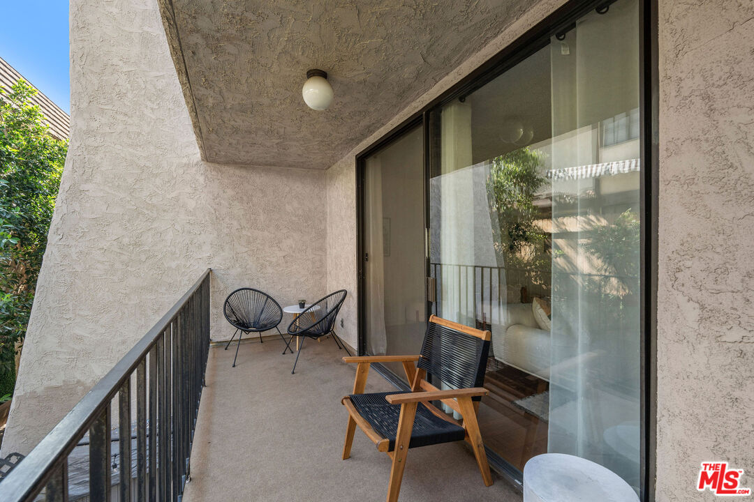 1401 Valley View Road, Unit 230 Glendale, CA 91202 - Photo 24 of 34 Gallery Image 24