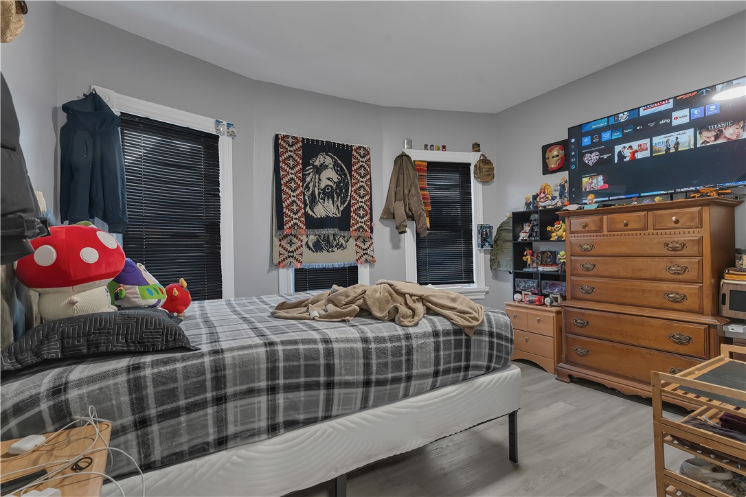 38 Mitchell Street Providence, RI 02907 - Photo 25 of 35