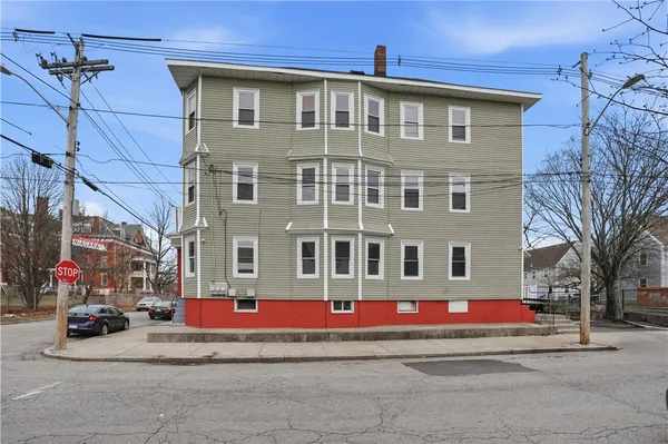 $819,900 | 38 Mitchell Street, Providence, RI 02907