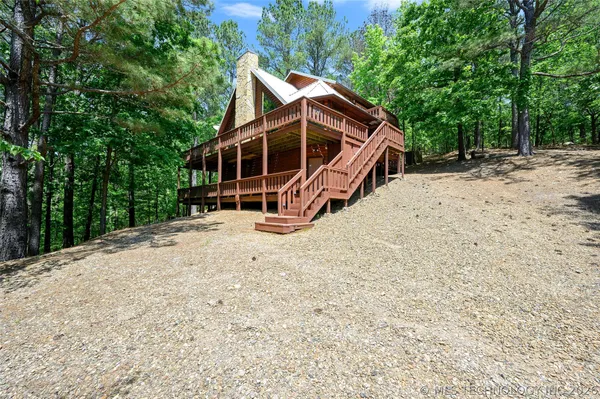 $875,000 | 475 Southern Hills Circle, Broken Bow, OK 74728