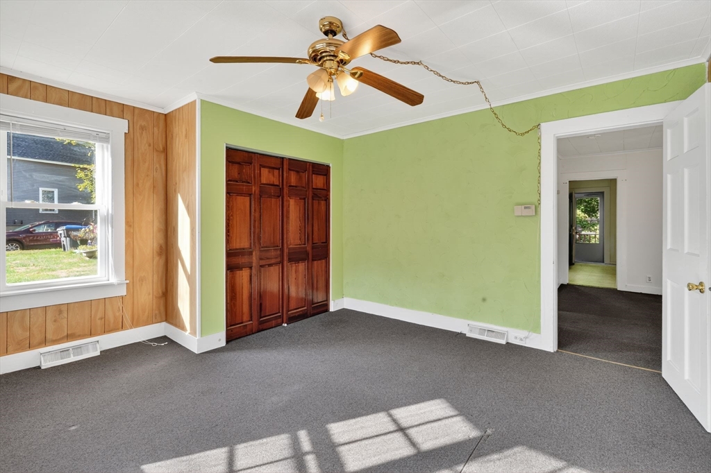 220 Orange Street Athol, MA 01331 - Photo 8 of 27