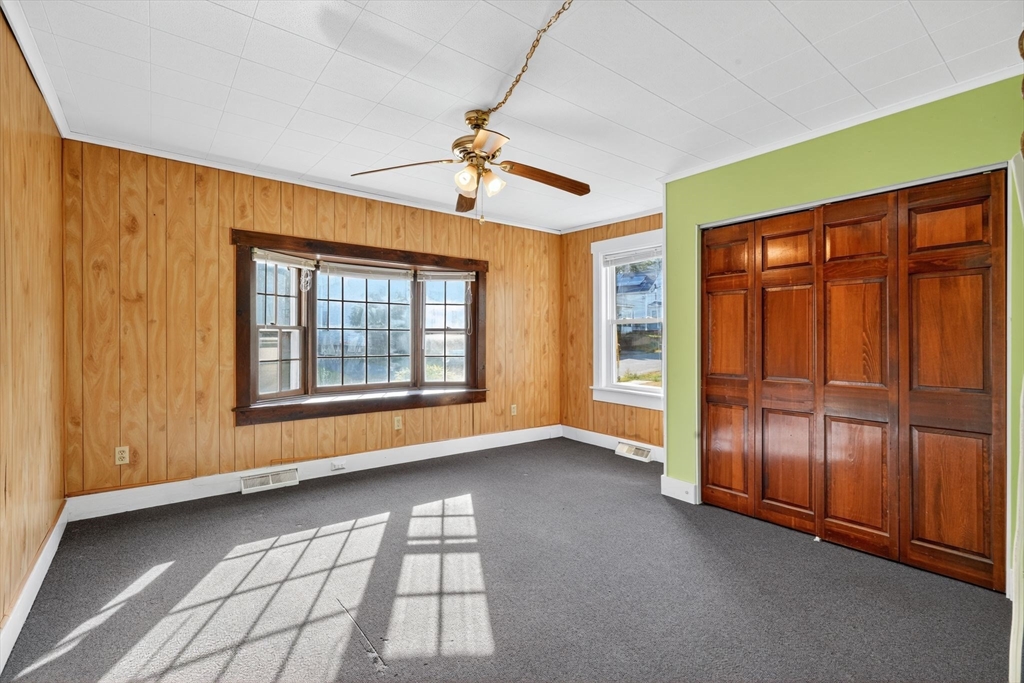 220 Orange Street Athol, MA 01331 - Photo 9 of 27