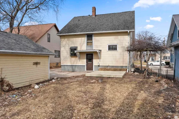 $259,900 | 993 Christiana Street, Green Bay, WI 54303