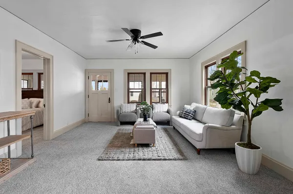 $259,900 | 993 Christiana Street, Green Bay, WI 54303