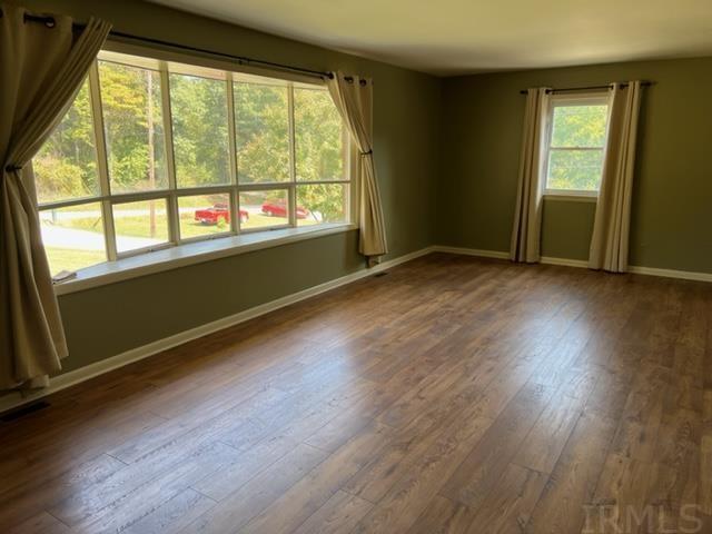 6077 Gardner Road Chandler, IN 47610 - Photo 3 of 27