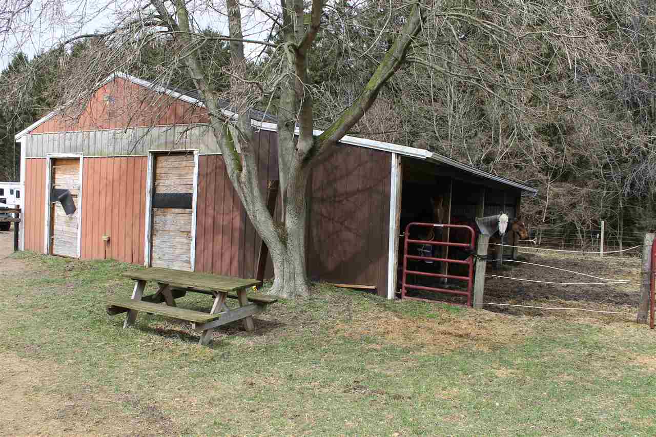 13153 Warner Road Perry, MI 48872 - Photo 36 of 72