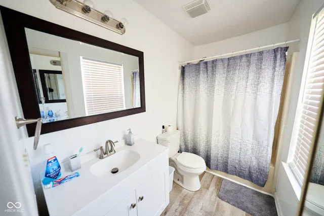 $290,000 | 4609 Oakforge Drive, Indianapolis, IN 46254