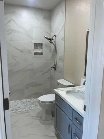 $625,000 | 8230 Lake Shore Drive, Chowchilla, CA 93610