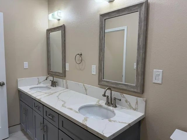 $625,000 | 8230 Lake Shore Drive, Chowchilla, CA 93610