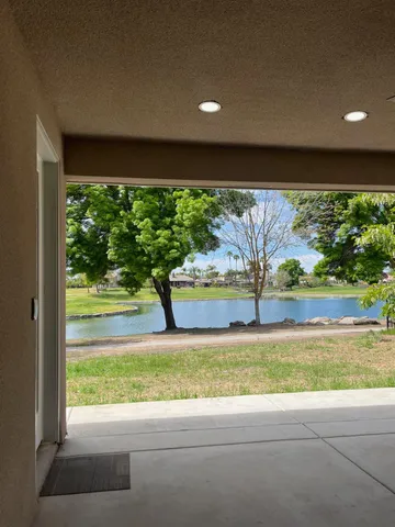 $625,000 | 8230 Lake Shore Drive, Chowchilla, CA 93610
