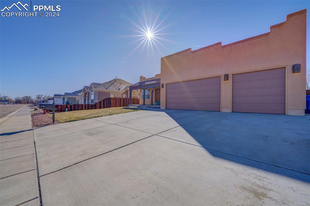 111 Rocchio Drive Florence, CO 81226 - Photo 5 of 50