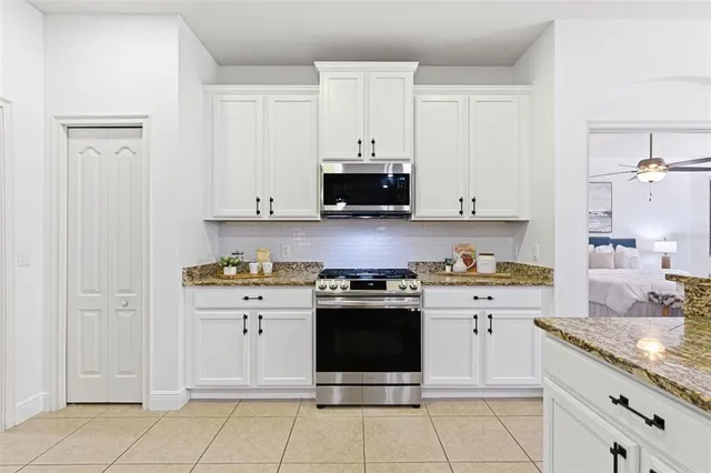 $600,000 | 7907 Hampton Lake Drive, Tampa, FL 33647