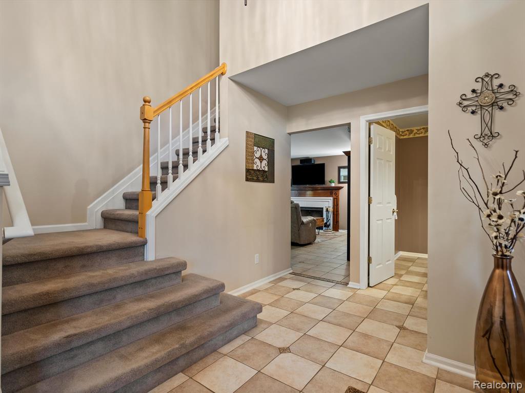 3584 Briarbrooke Lane Rochester, MI 48306 - Photo 6 of 43 Gallery Image 6