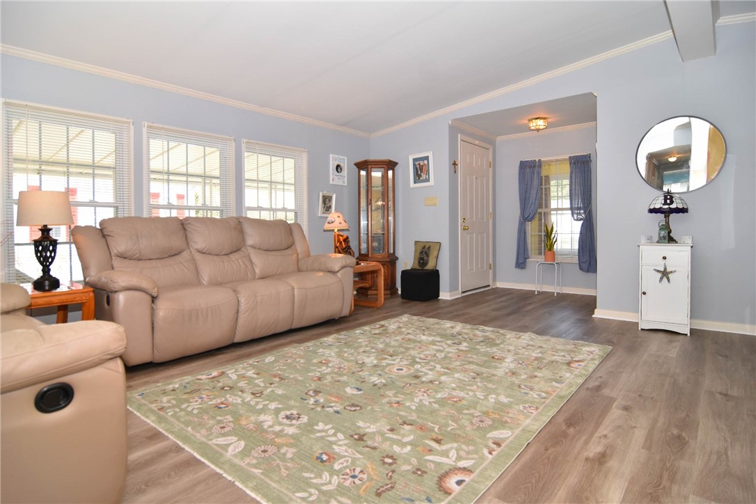 181 Little Pond Road South Kingstown, RI 02879 - Photo 3 of 31