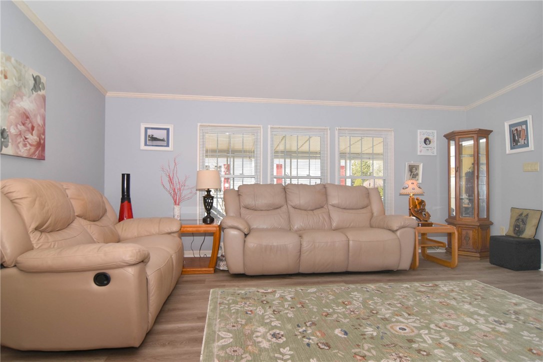 181 Little Pond Road South Kingstown, RI 02879 - Photo 4 of 31