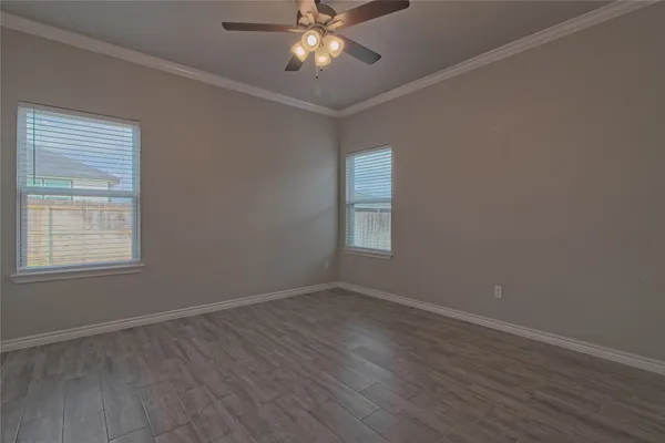 $1,575 | 473 Cr 306 Jarrell Tx 76537, Unit B, Jarrell, TX 76537