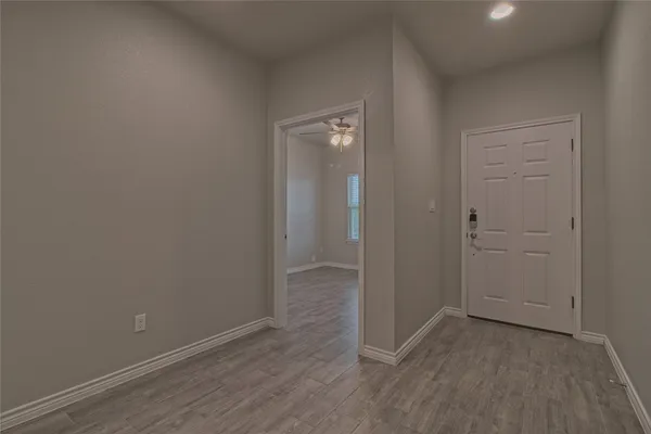 $1,575 | 473 Cr 306 Jarrell Tx 76537, Unit B, Jarrell, TX 76537