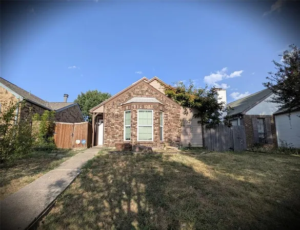 $2,200 | 323 Teakwood Lane, Lewisville, TX 75067