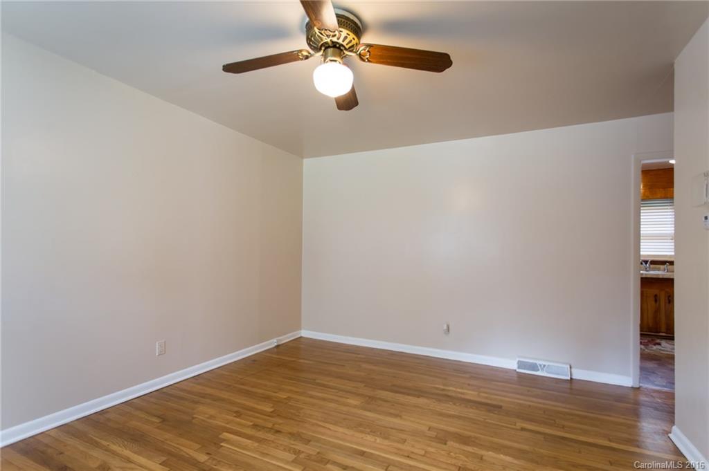 1535 Morningside Road Mount Holly, NC 28120 - Photo 3 of 14 Gallery Image 3