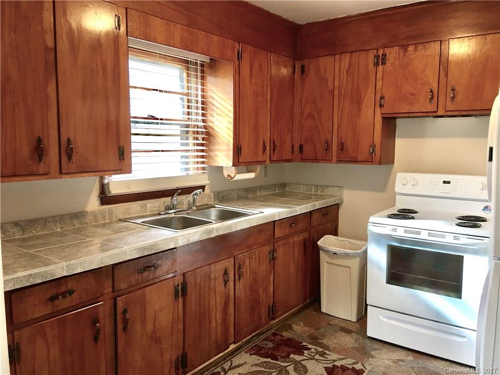 1535 Morningside Road Mount Holly, NC 28120 - Photo 5 of 14 Gallery Image 5