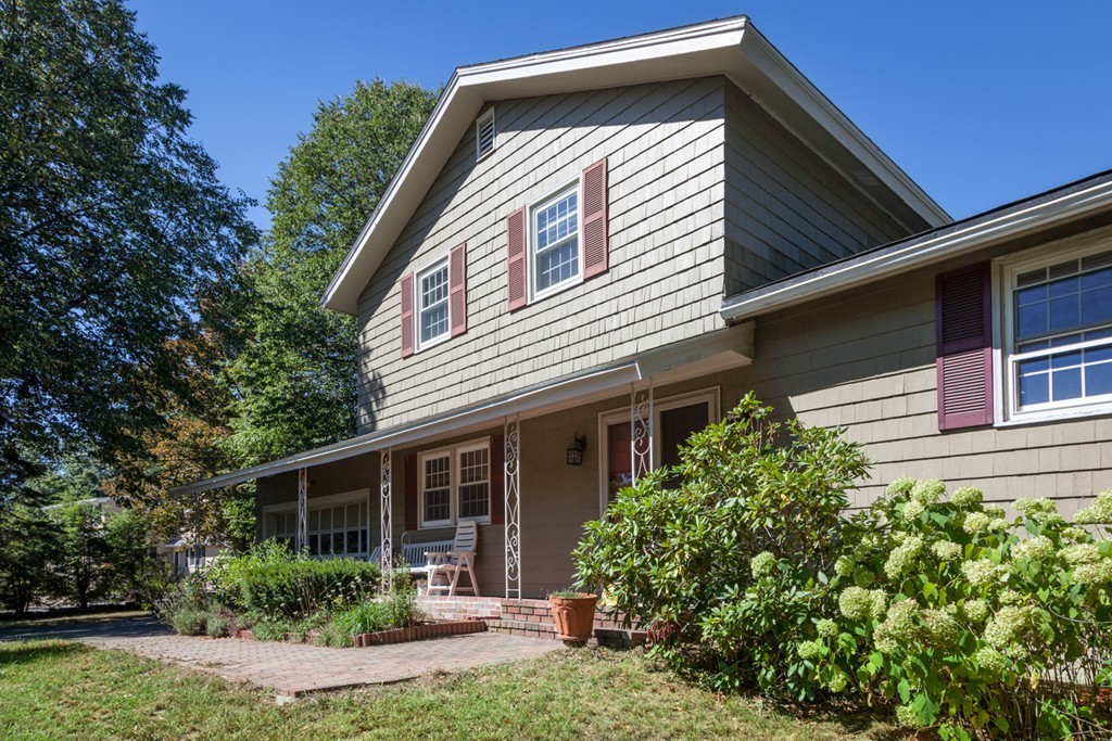 3 Apollo Circle Andover, MA 01810 - Photo 3 of 20 Gallery Image 3